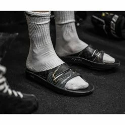 Bauer OOFOS Sport Recovery Slides -Sneakers Online Shop 92b4923281722b3b7f75e97db0d6fa86 720x720 crop center